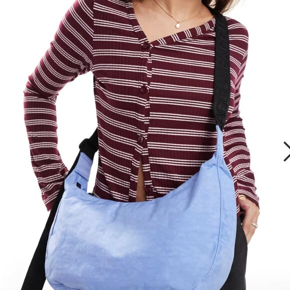 BAGGU Medium Nylon Crescent Bag in Cornflower Blue - RARE - Picture 3 of 11